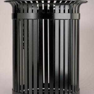 King’s KTR20 or Wellington trash receptacle is one of King’s many landscape amenities. Available in multiple powder coat solutions and lid styles, the KTR20 is sure to add a touch of elegance to any project.