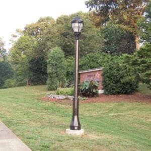 A K134 York fixture atop a Memphis pole.