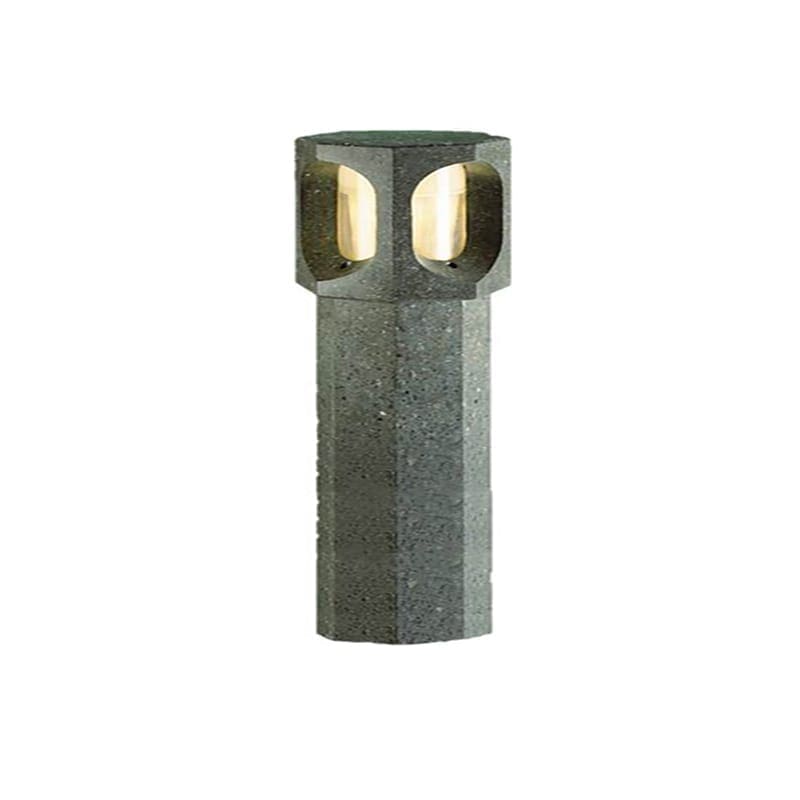 The Monitor style bollard is made from concrete materials and comes in an octagonal cross section. Available in a variety of different décor colors and in both ‘lit’ and ‘non-lit’ options.