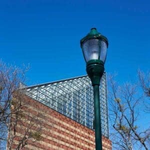 With the streetlights of Chattanooga beginning to fail, the City of Chattanooga and its Electric Power Board teamed up with King Luminaire, resulting in a total of 1,800 K124 Paragon and K118 Washington fixtures being installed, reducing maintenance costs, and eliminating the threat of the streetscapes going dark.